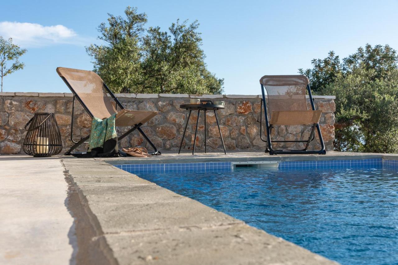 Casatino Villas Kalianeika Esterno foto