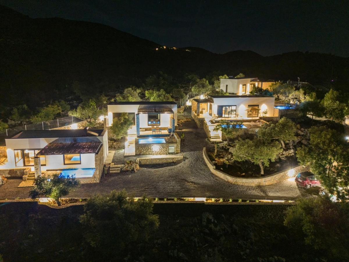 Casatino Villas Kalianeika Esterno foto